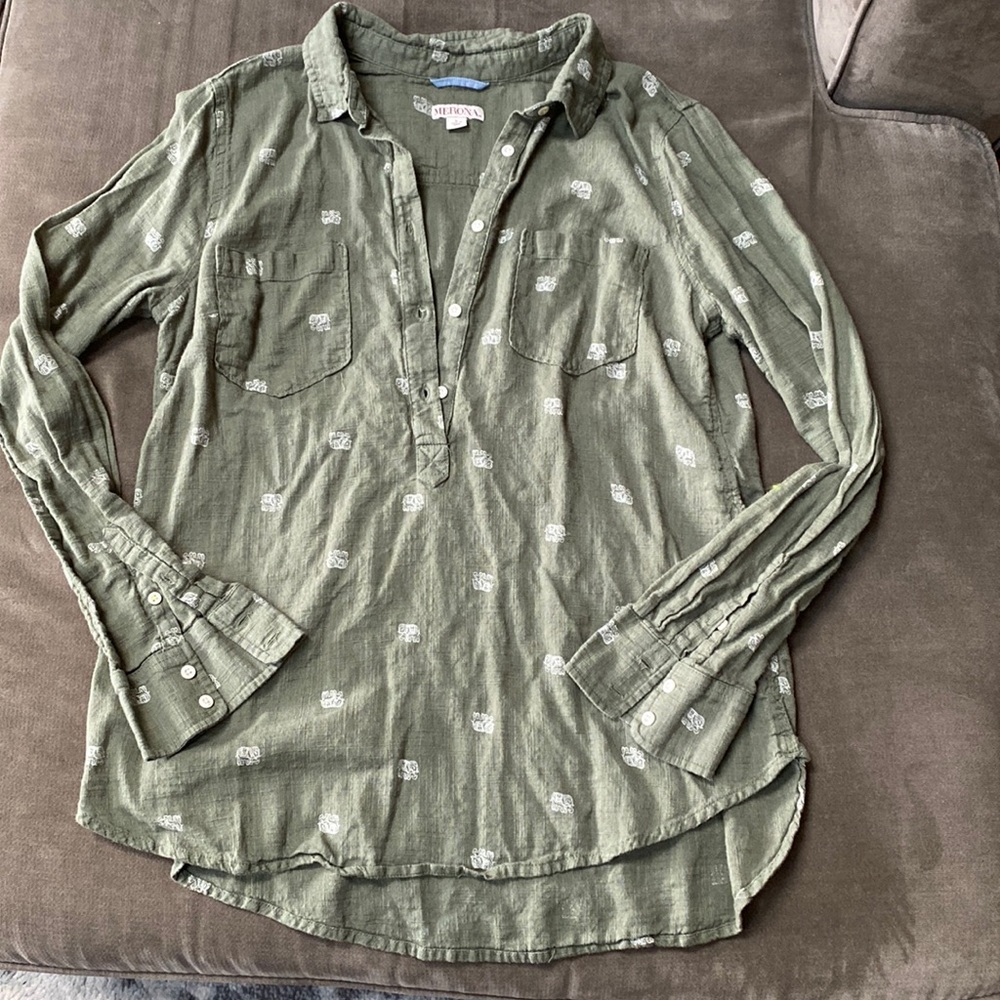 🤍Elephant 3/4 Button Down